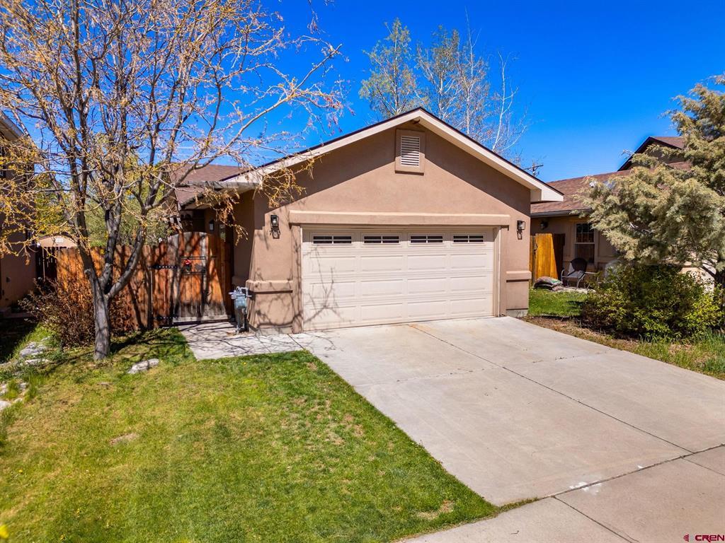 1703 N Taylor Circle
