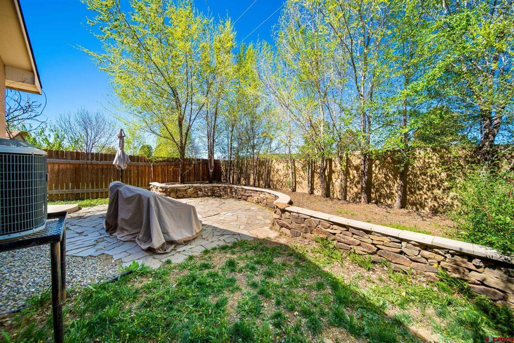 1703 N Taylor Circle
