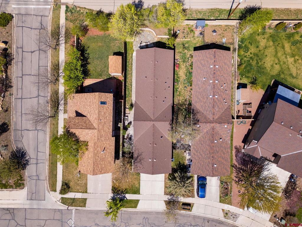 1703 N Taylor Circle