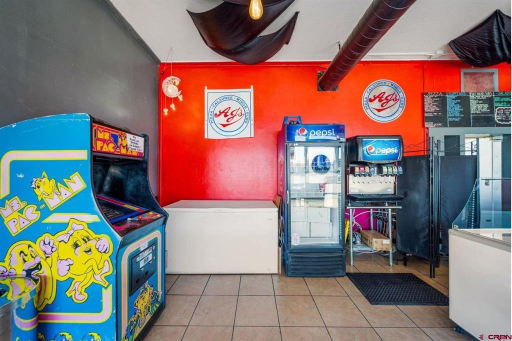 381 E Colorado Drive Unit: 3