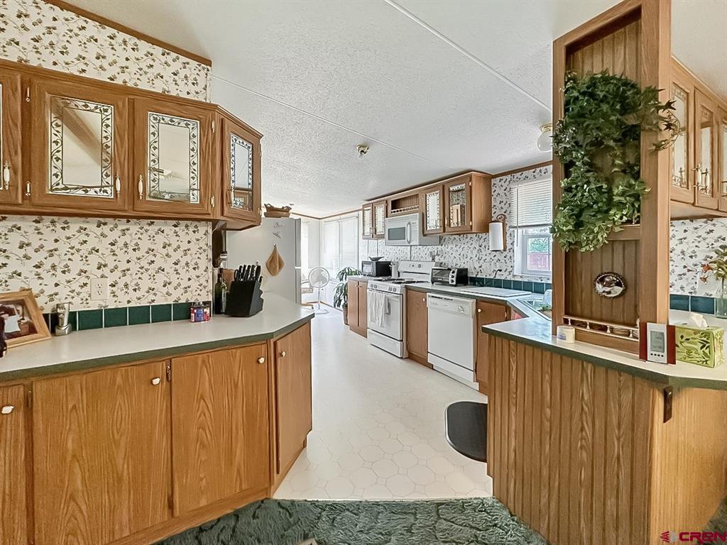 8124 County Road 203 Unit: B