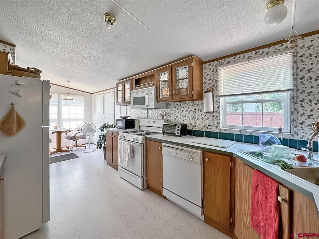 8124 County Road 203 Unit: B