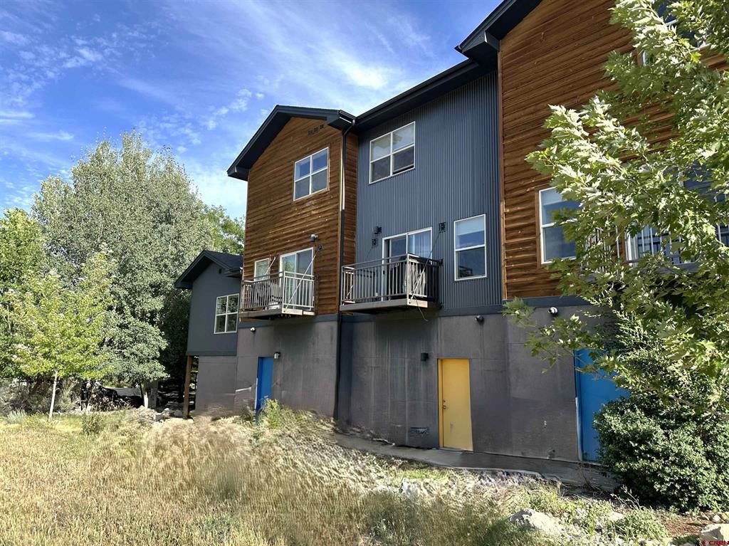 180 Metz Lane #1401