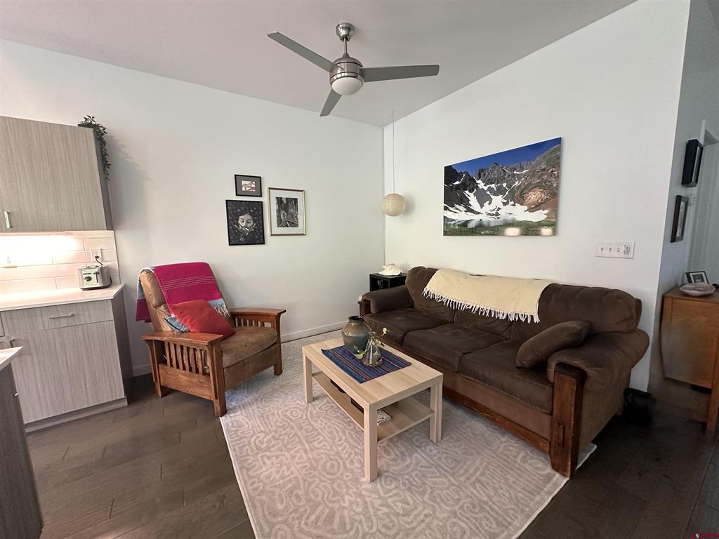 180 Metz Lane #1401