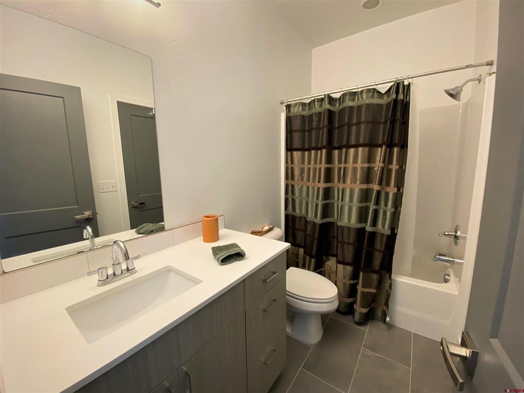 180 Metz Lane #1401