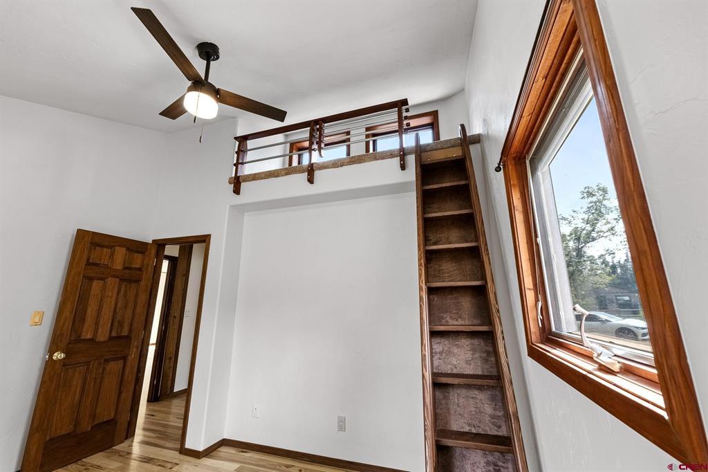 127 Oak Drive