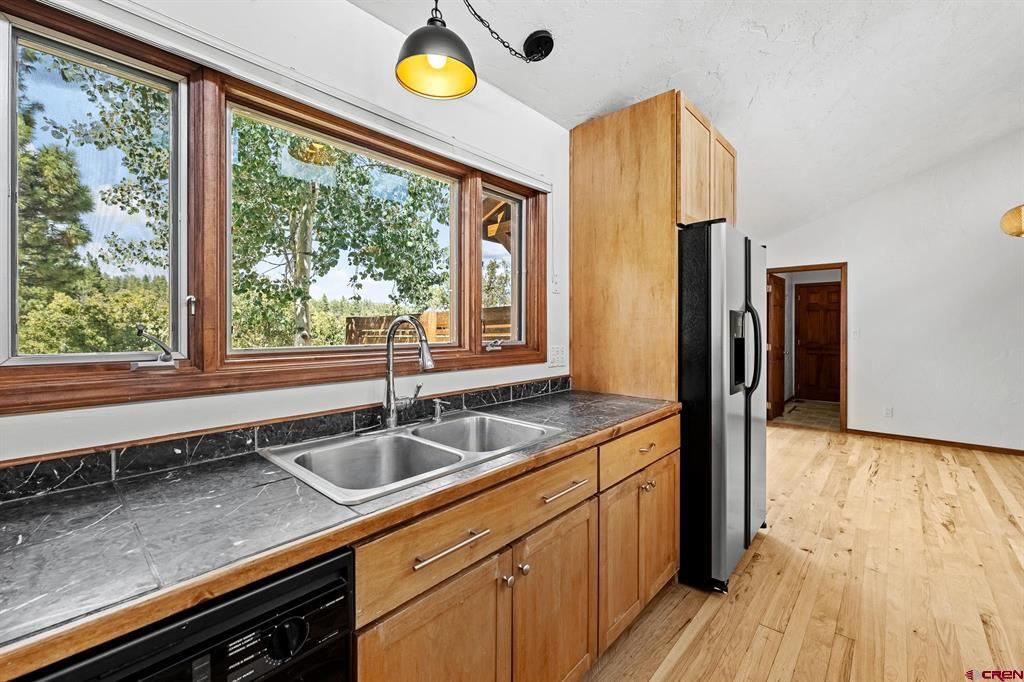 127 Oak Drive