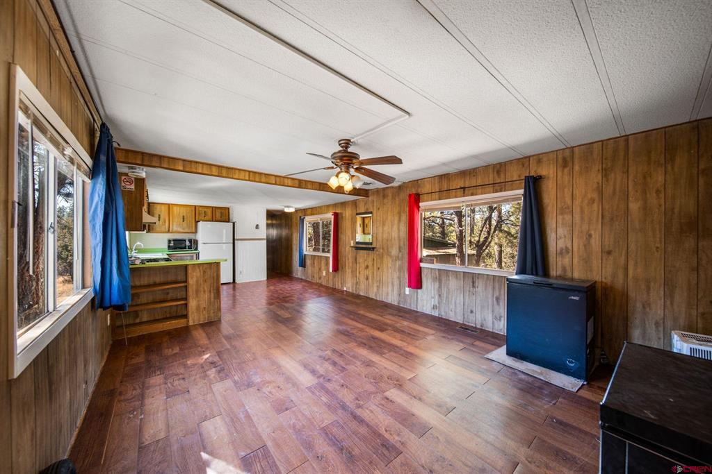 900 Spring Road
