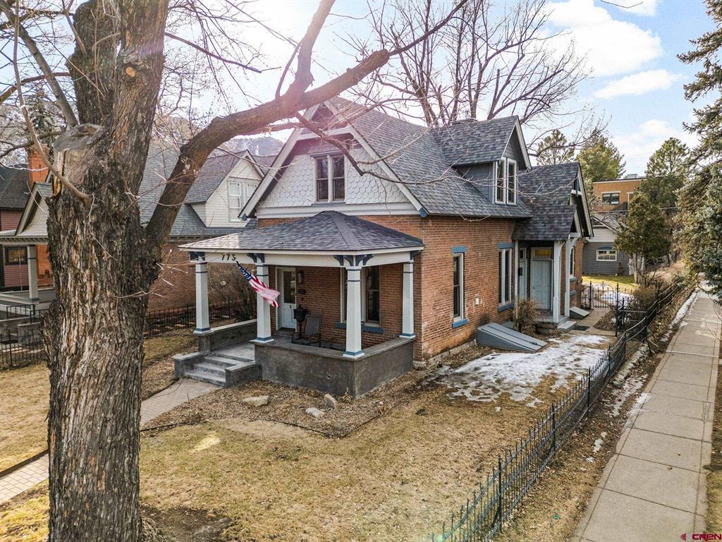 773 E 3Rd Avenue