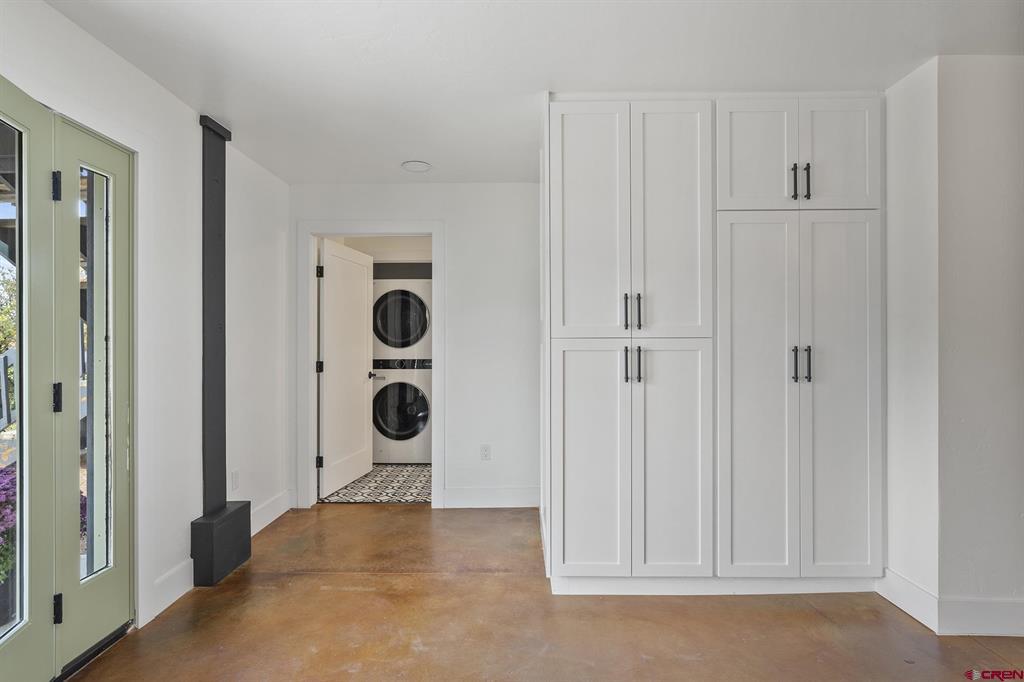 45262 Road J.8