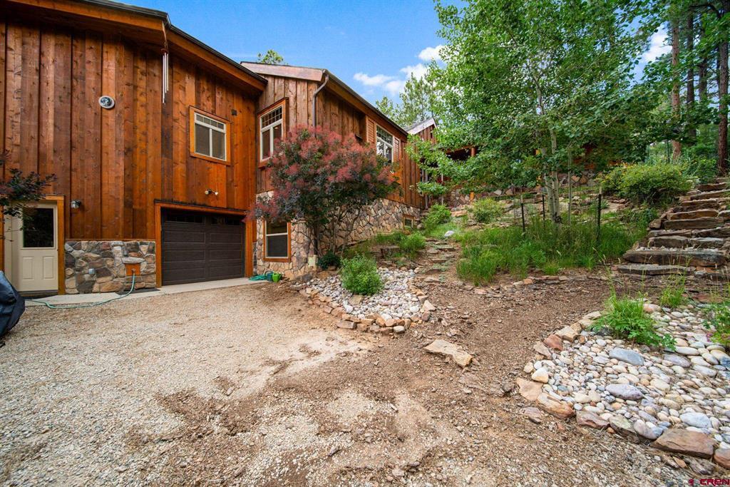 169 Pine Tree Drive