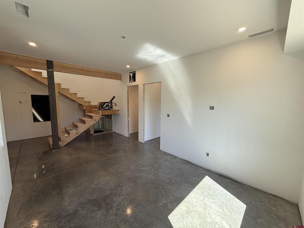 79 Hat Creek Court