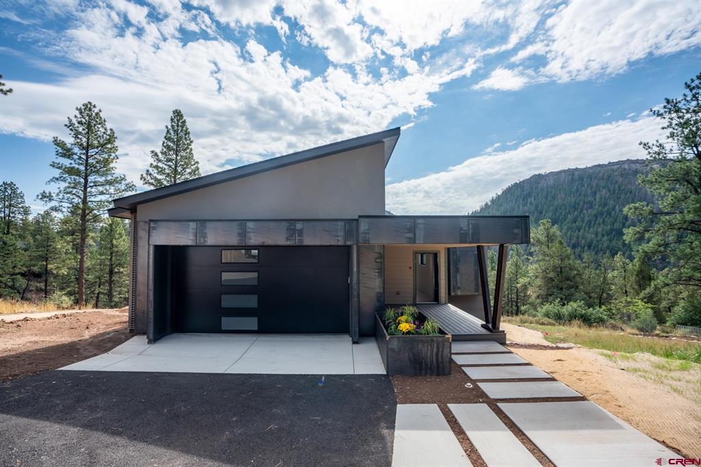 79 Hat Creek Court