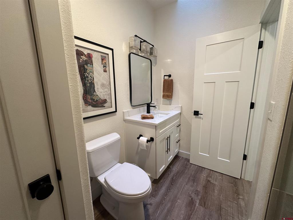 30 Cypress Ct