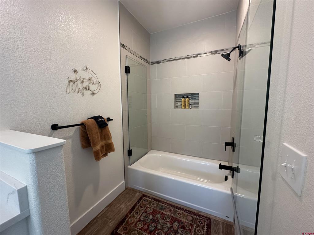 30 Cypress Ct
