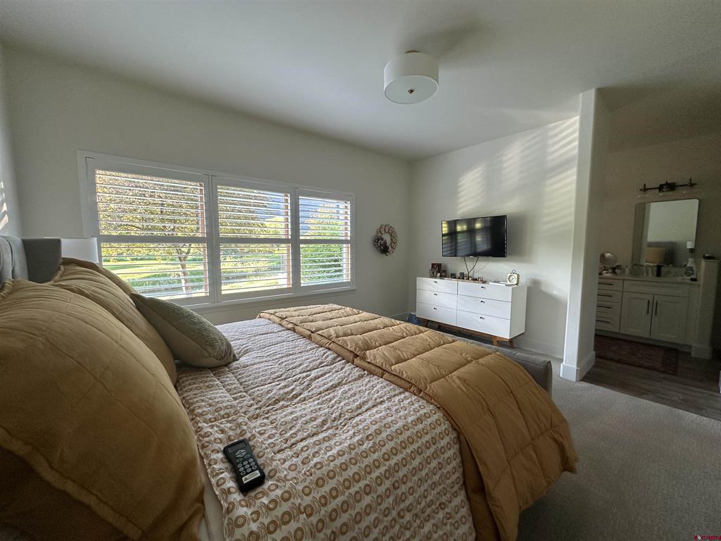 30 Cypress Ct