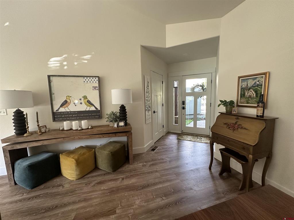 30 Cypress Ct