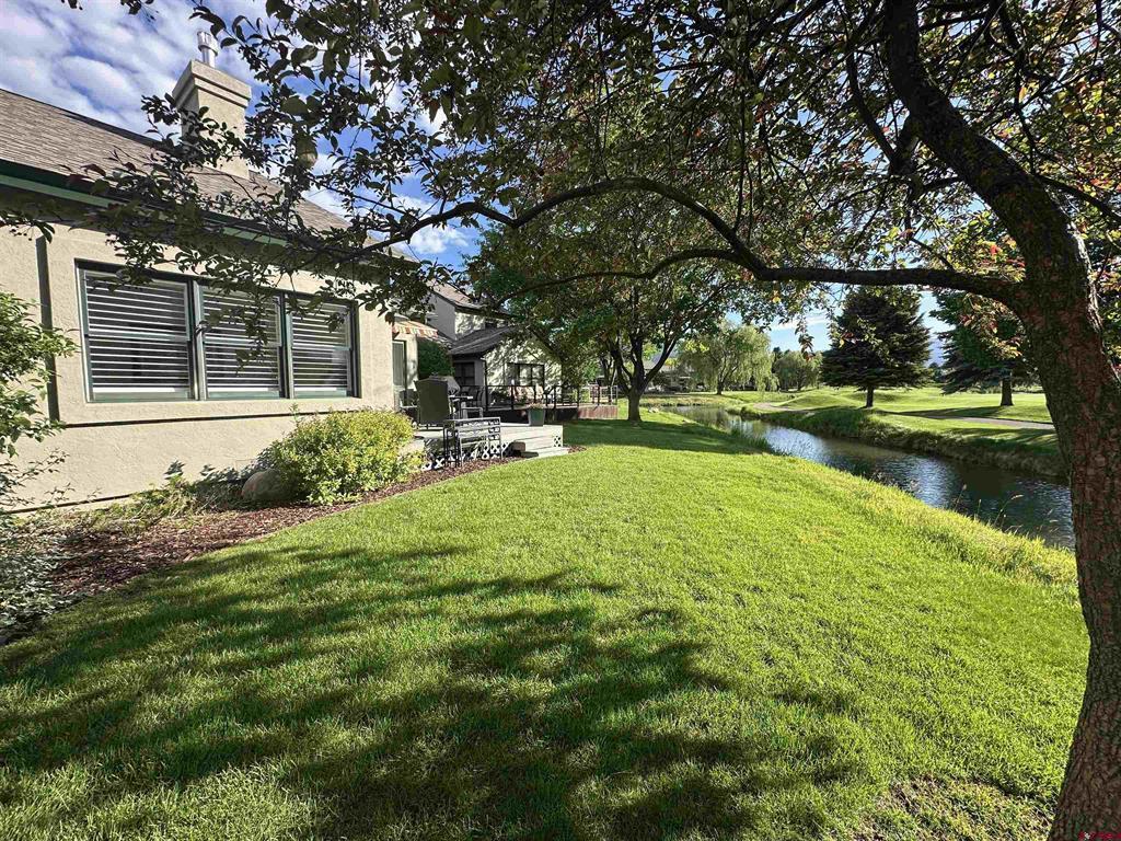30 Cypress Ct