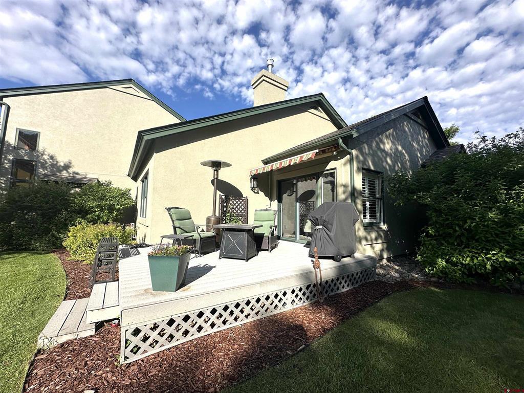 30 Cypress Ct
