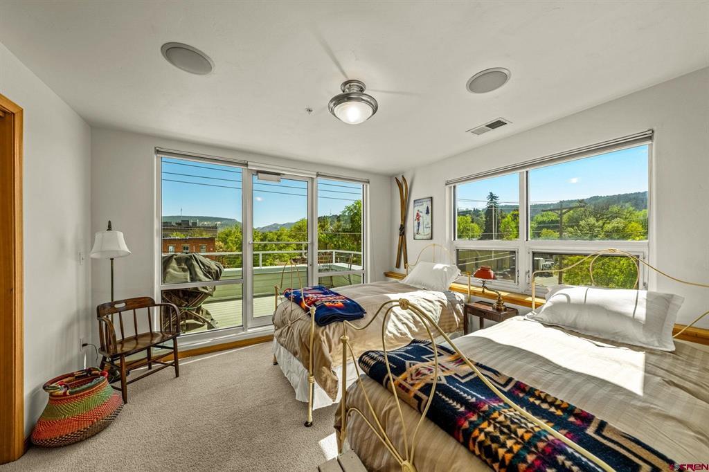 679 E 2nd Avenue Unit: F