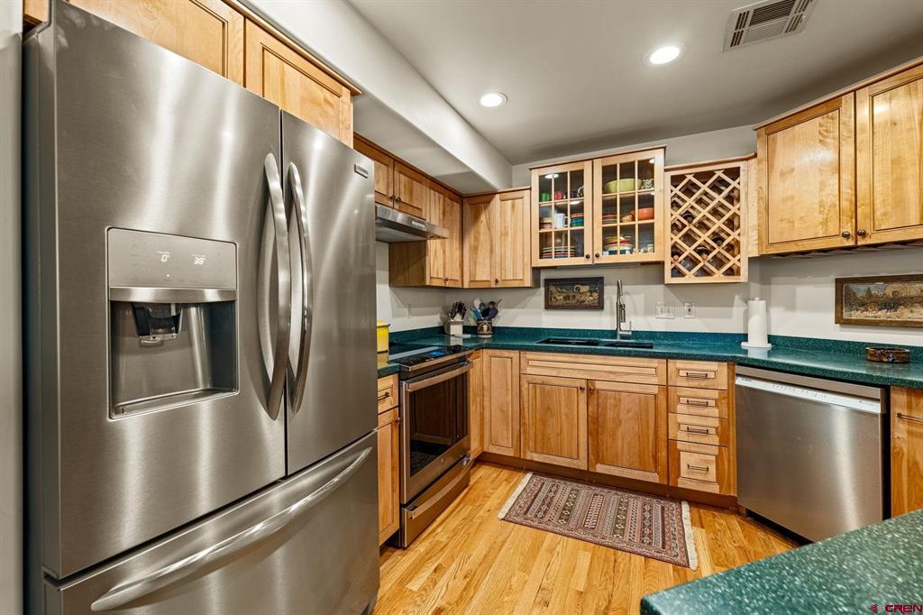 679 E 2nd Avenue Unit: F