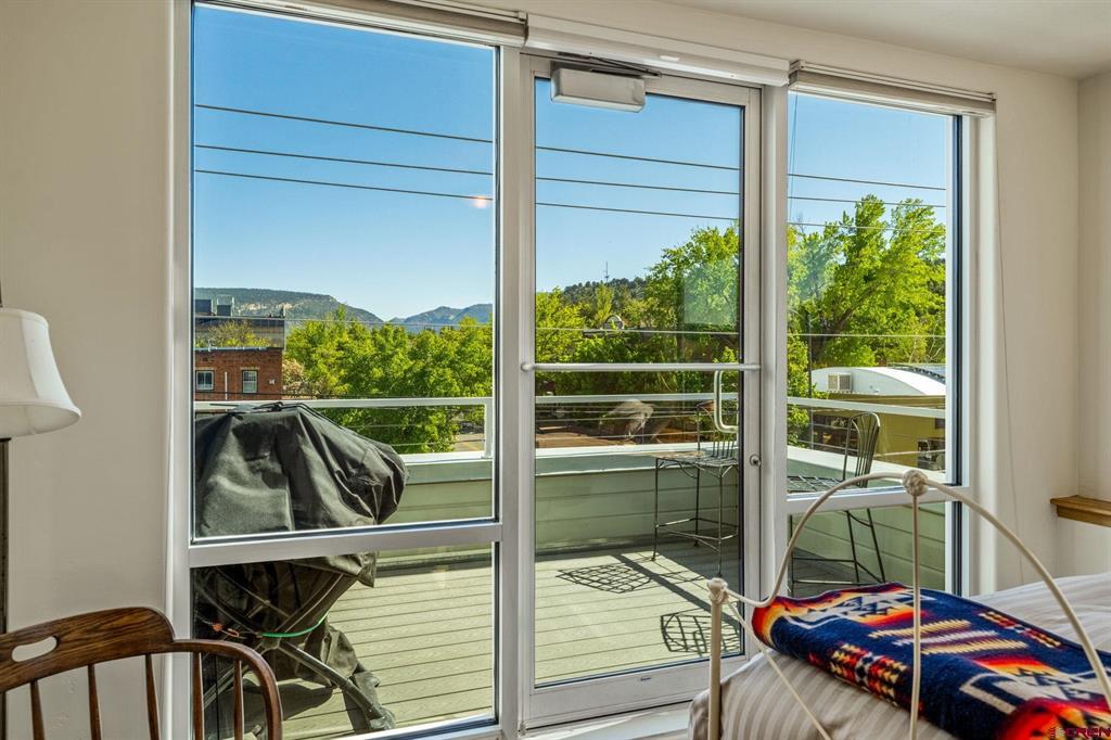 679 E 2nd Avenue Unit: F