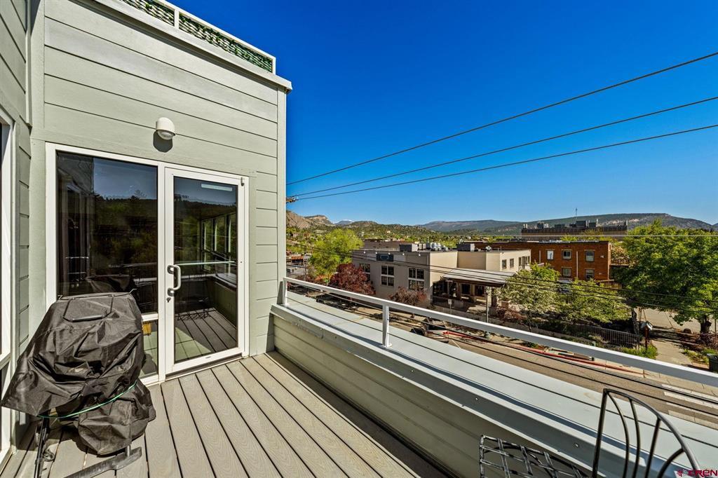 679 E 2nd Avenue Unit: F