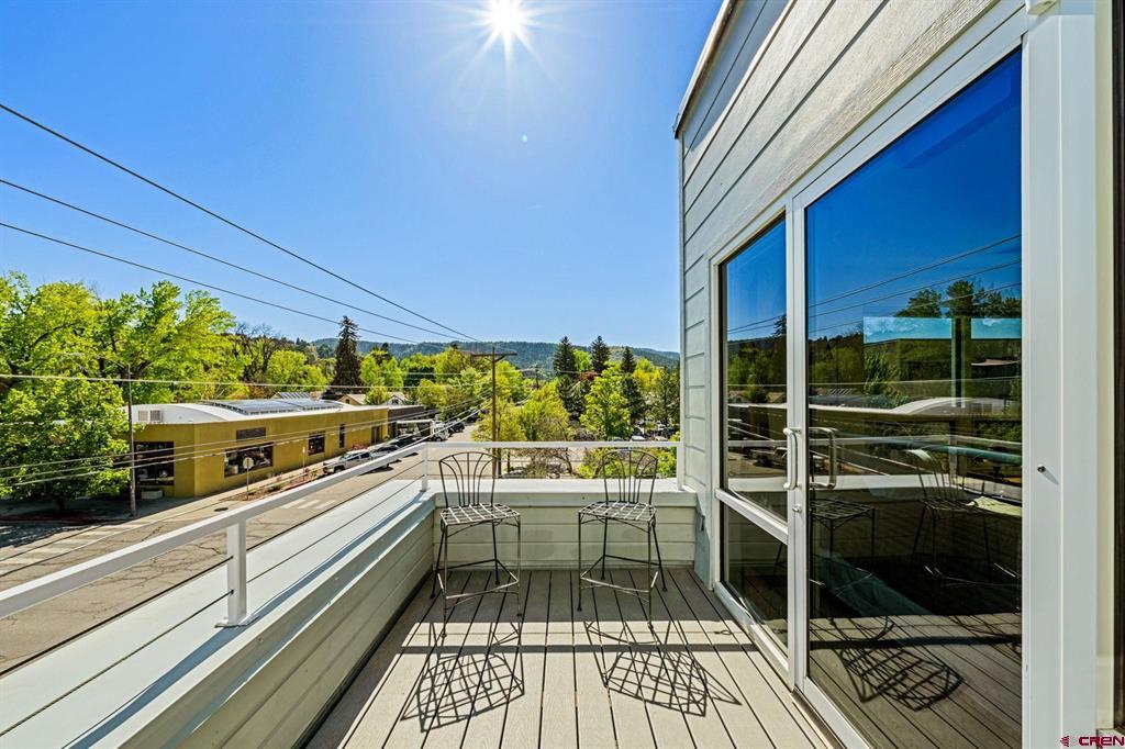 679 E 2nd Avenue Unit: F
