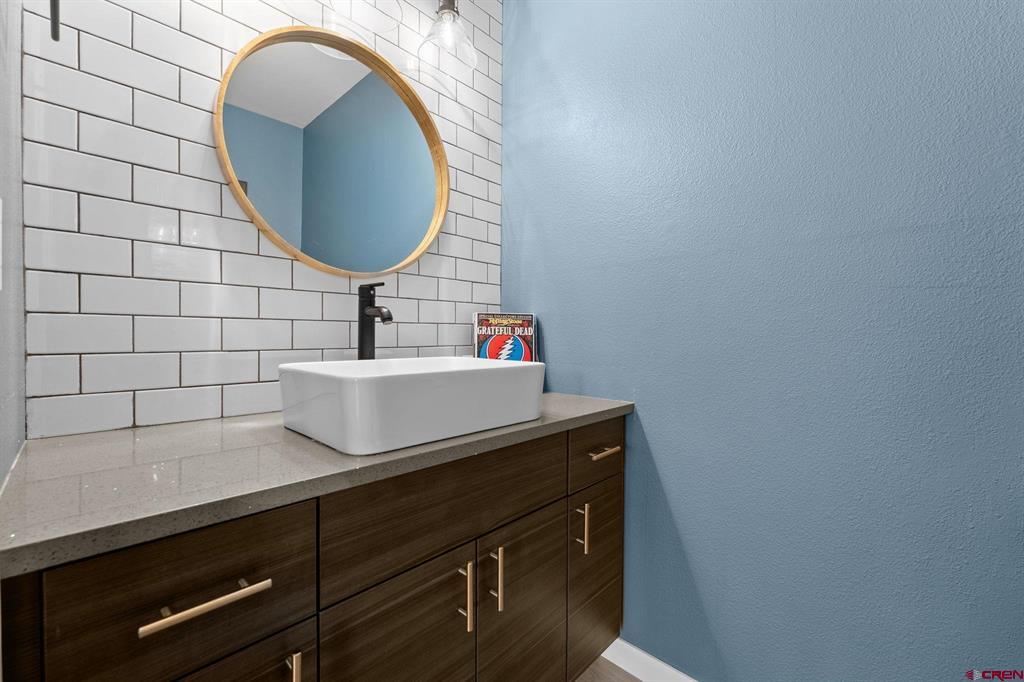 601 Animas View Drive Unit: 204