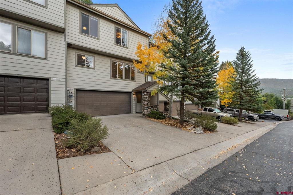 601 Animas View Drive Unit: 204