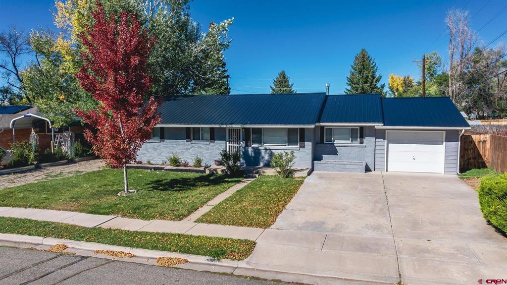 608 Alameda Drive