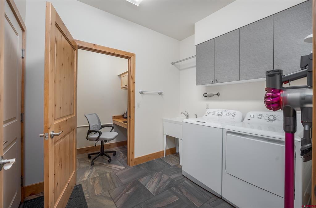 41 Mountain Stream Court