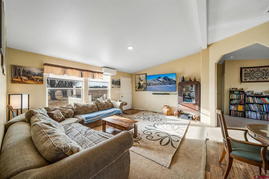 75 Sundial Lane