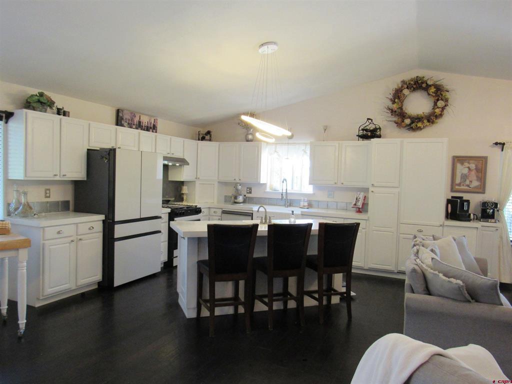 121 Green Ridge Drive Drive