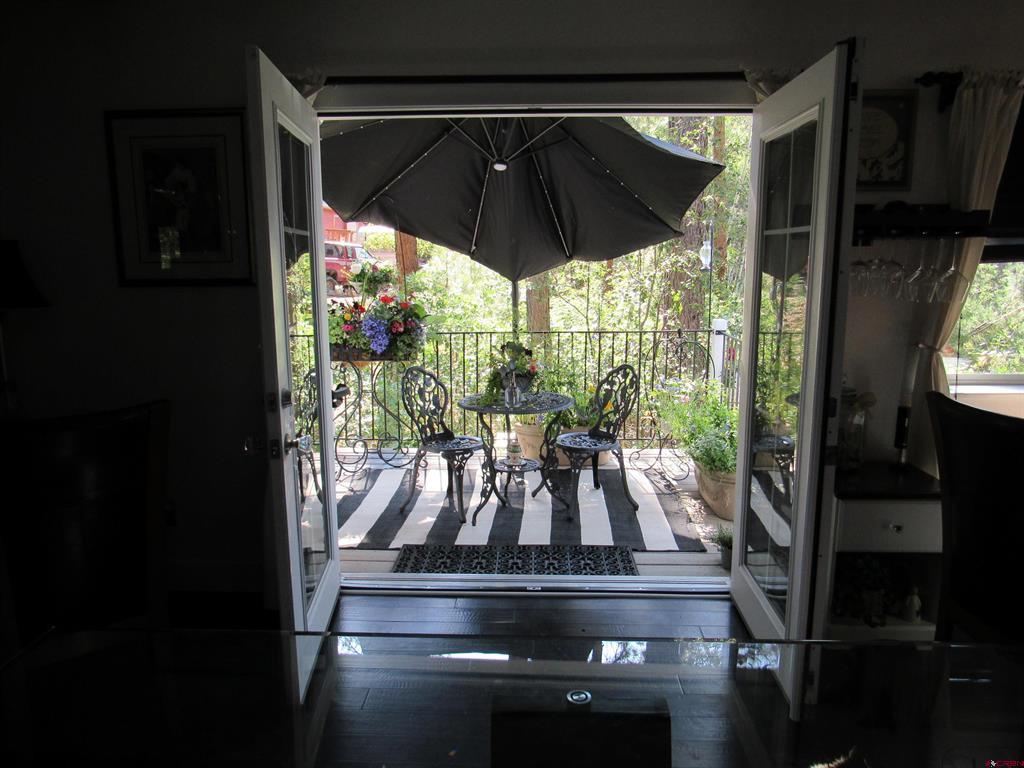 121 Green Ridge Drive Drive