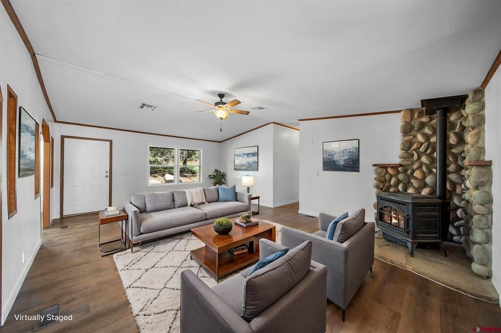 194 Hollow Ridge Road