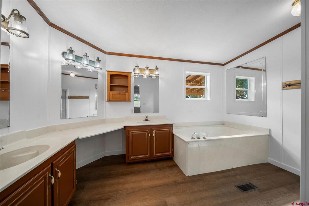 194 Hollow Ridge Road