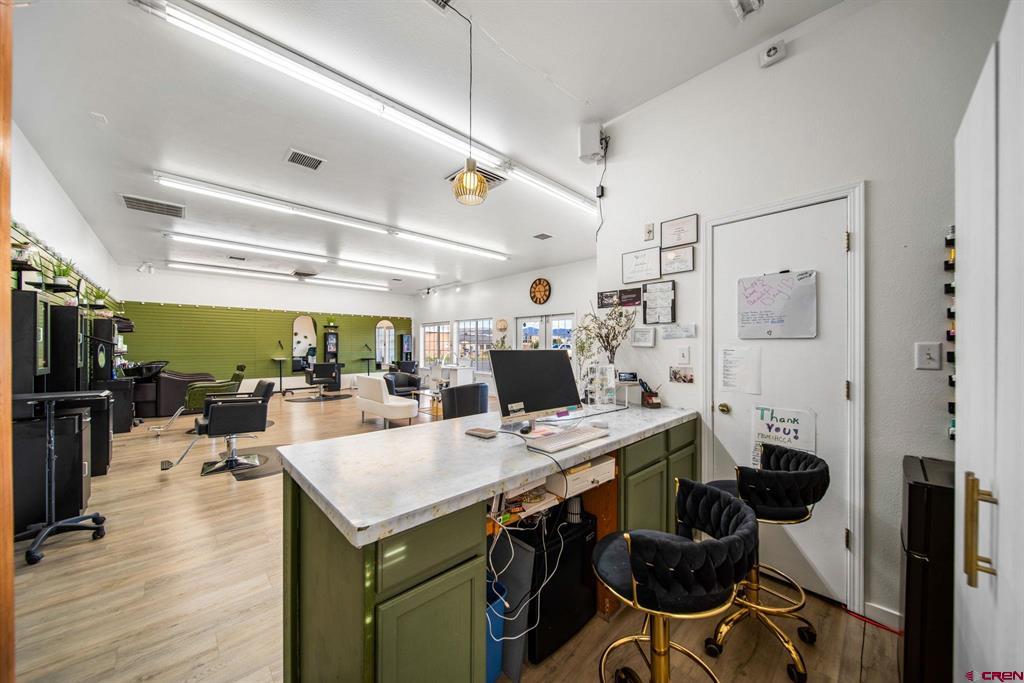 271 N Mountain View Drive