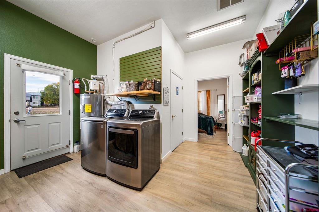 271 N Mountain View Drive