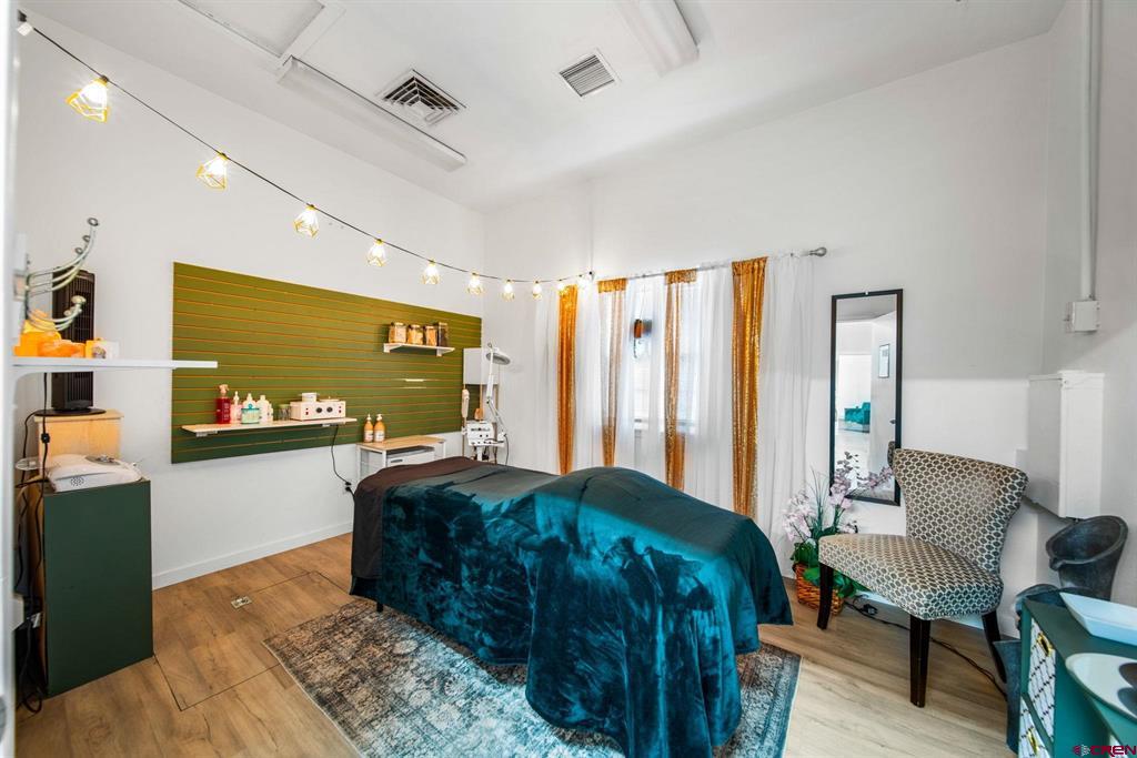 271 N Mountain View Drive