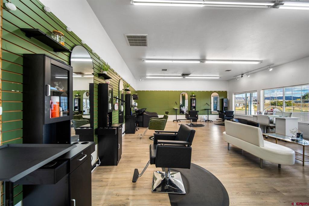 271 N Mountain View Drive