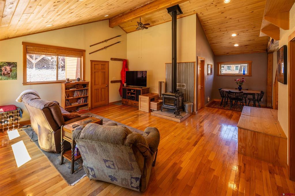 325 W 13th Street