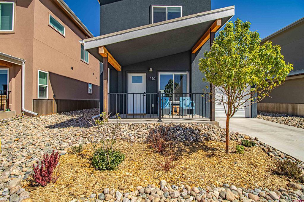 240 Manzano Circle