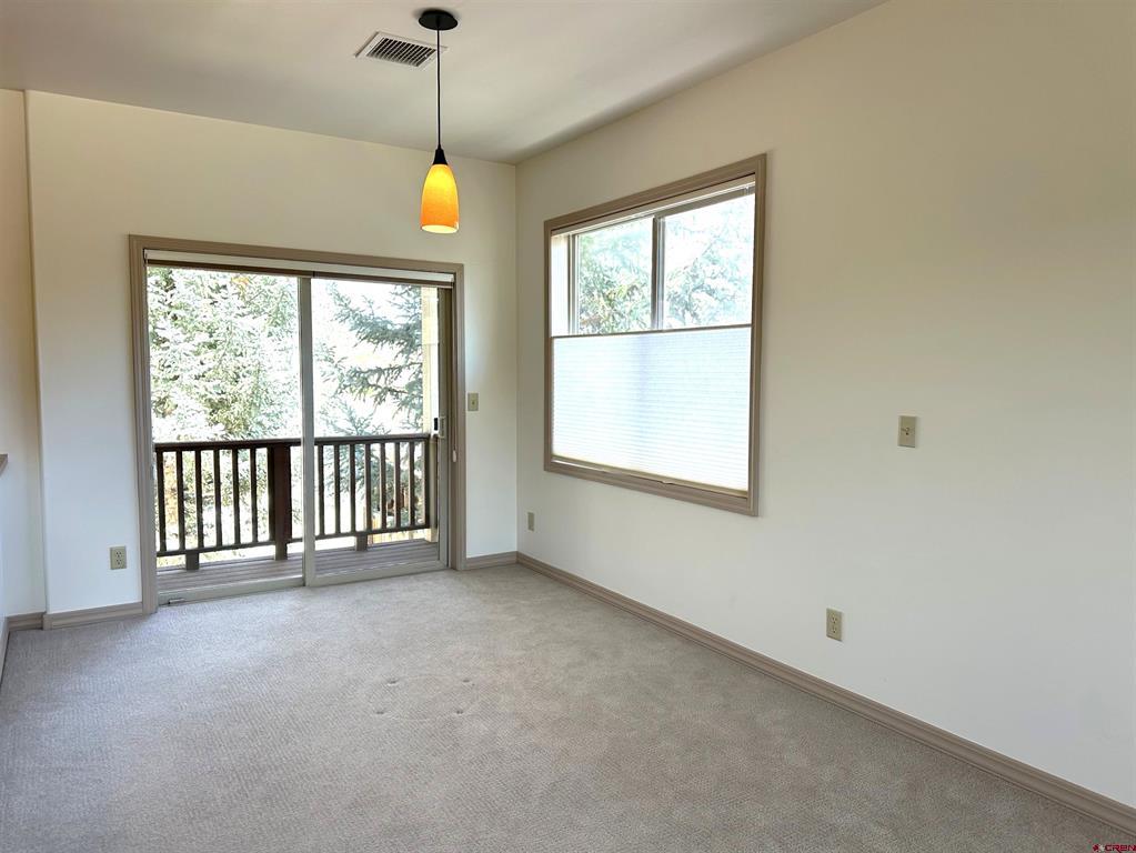 35 Sunshine Ct Unit: 6