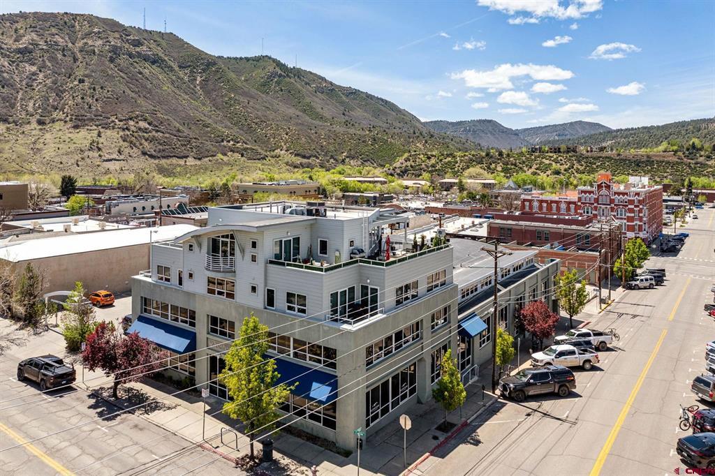 679 E 2nd Avenue Unit: F
