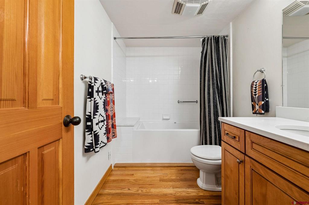 679 E 2nd Avenue Unit: F