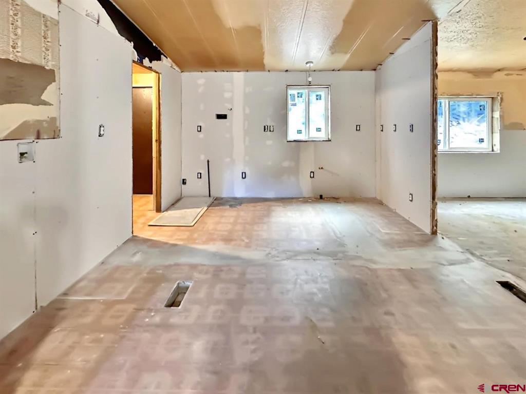 450 Rosalie Drive