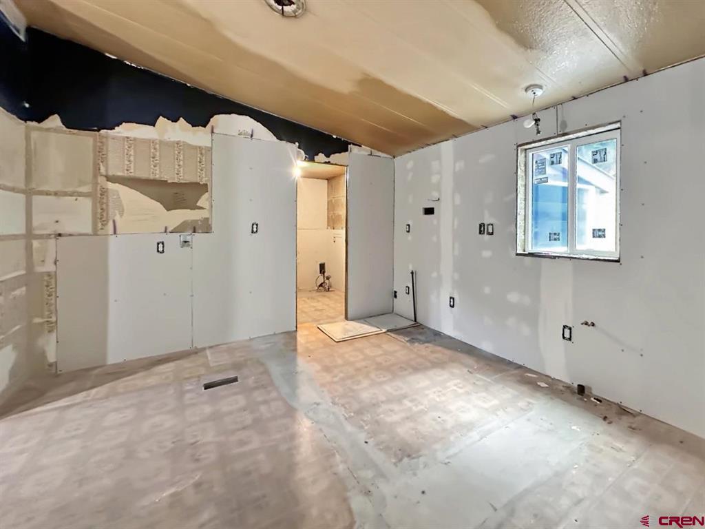 450 Rosalie Drive