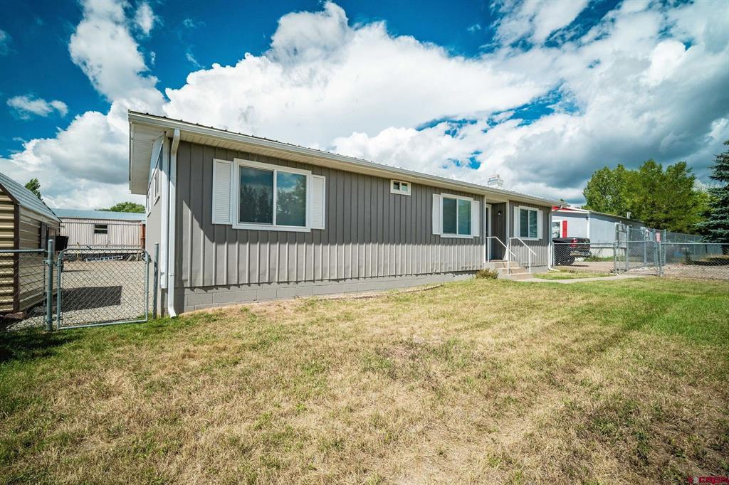 390 E Dakota Dr. 1-35 Pus Unit: 451 Mountain View Dr