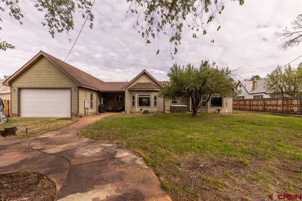 645 W Grand Avenue